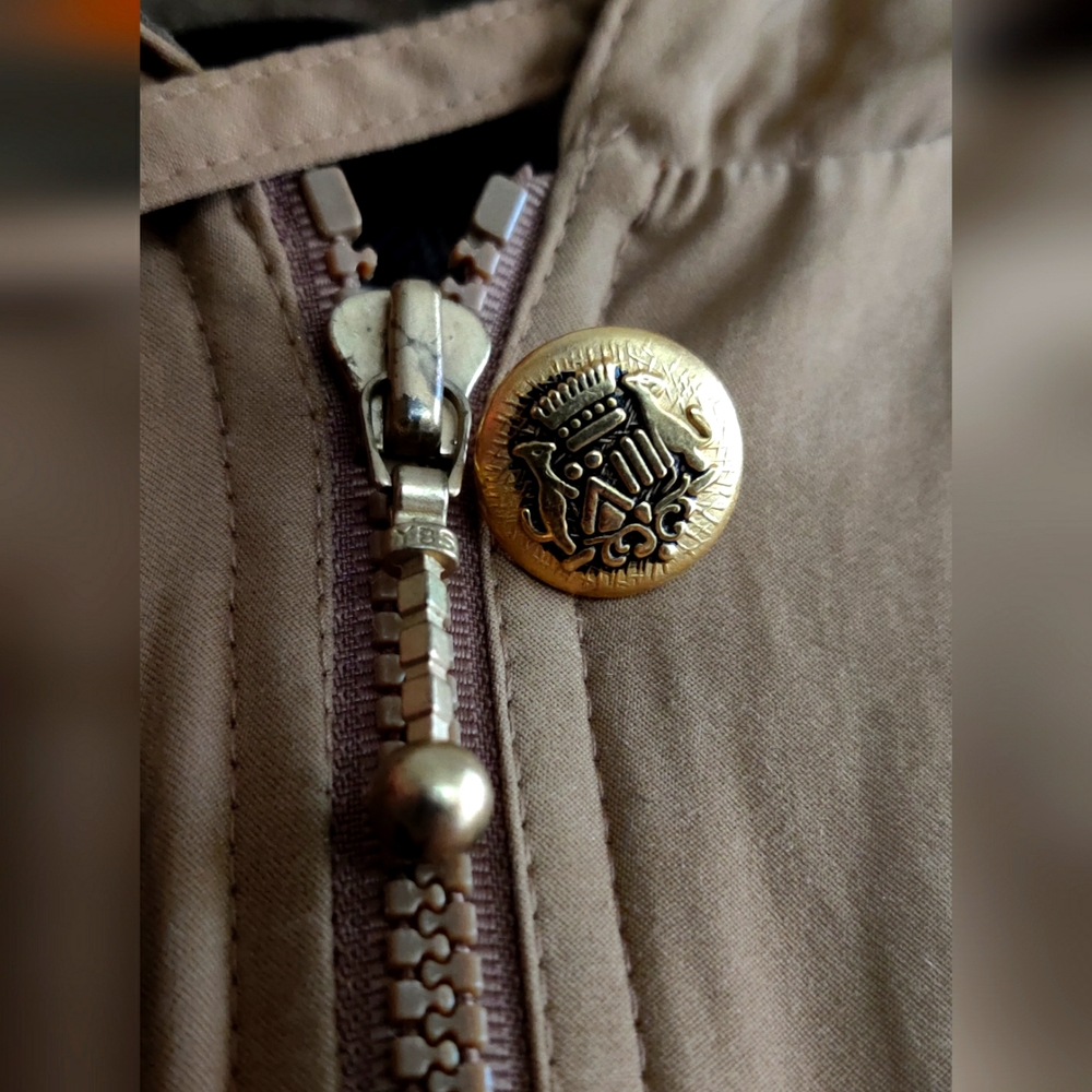 Woman's Trench Coat - Picture 9 of 11